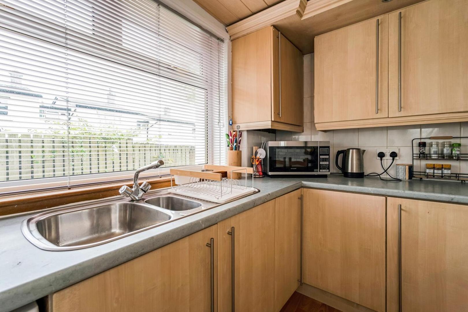 Centrally Situated 1 Bedroom House In Cumbernauld Ngoại thất bức ảnh